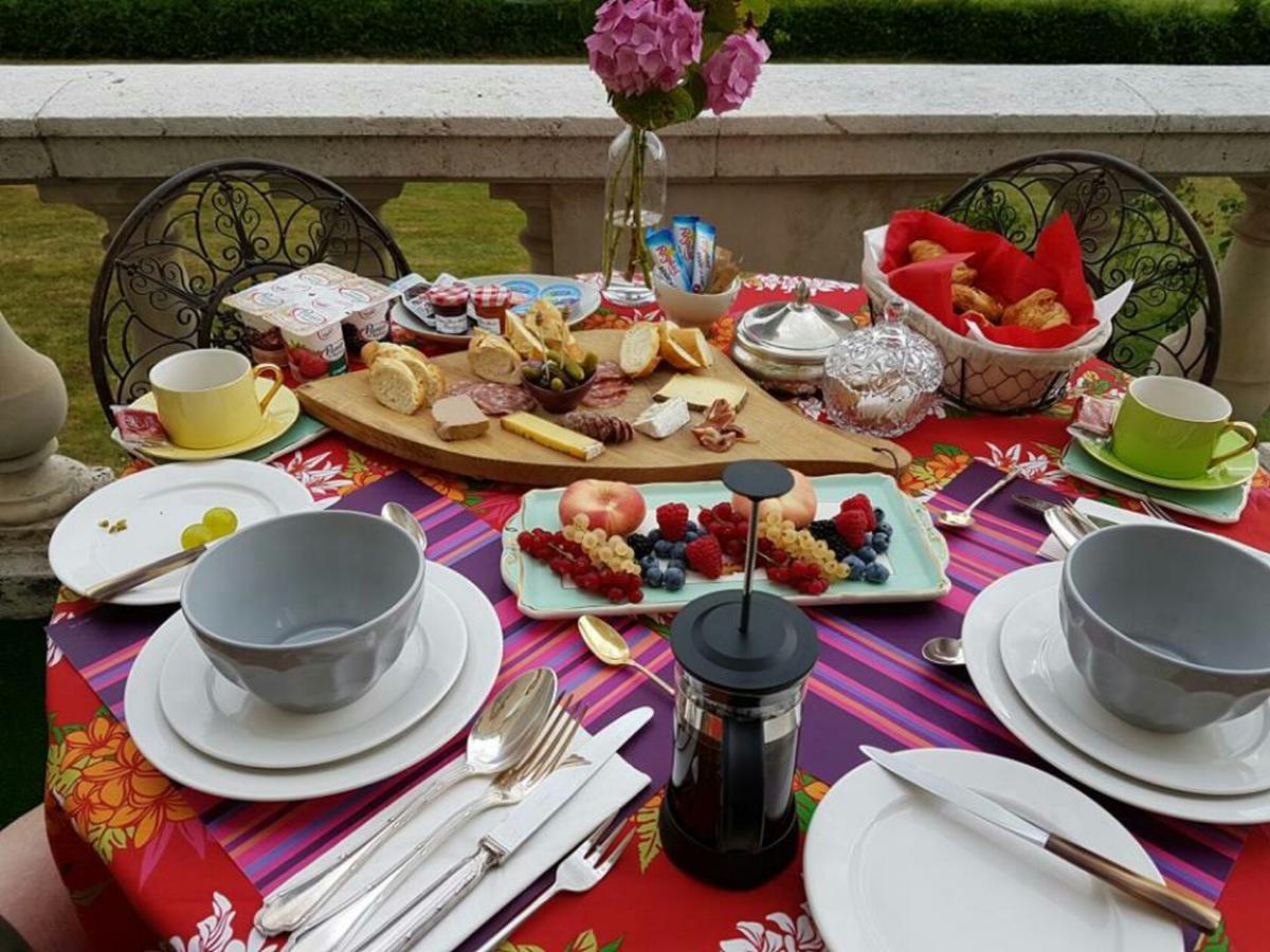 Chateau D'Ardree Bed & Breakfast Saint-Antoine-du-Rocher ภายนอก รูปภาพ